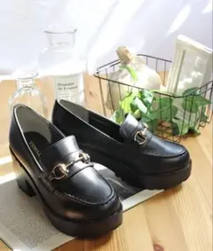 ローファー ブラック　厚底