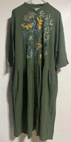 [Emago]花柄刺繍オリーブグリーンシャツワンピース