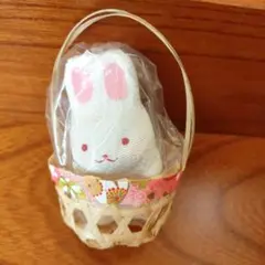 龍虎堂　ちりめんかご入りうさぎ　リュウコドウ　干支の置物　卯