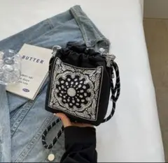 Item thumbnail for item 23fe4da0-8b01-47a5-99d0-dd90afe34d13