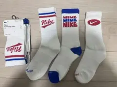 Item thumbnail for item 10e6e8f0-7d6c-4527-be9d-235dfbfd64fa