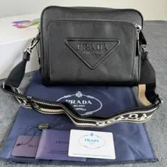 PRADA ブラック ショルダーバッグ