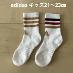 未使用adidas スリーストライプス クッション クルー ソックス kids