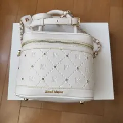 ロゼミューズ ホワイトバッグ