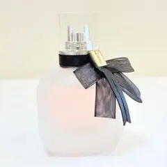 Item thumbnail for item 5b9c9cd0-a229-44f1-87e5-c8f70bd7e644
