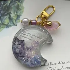 26 レジン　シャカシャカキーホルダー　シェイカー 大人　月　花　蝶々