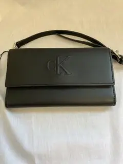 Calvin Klein ブラック ショルダーバッグ