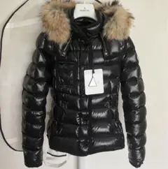極美品. MONCLER