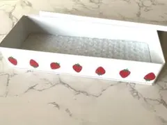いちご缶　空缶　白