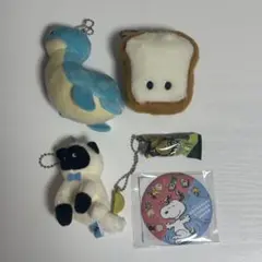 ガチャガチャ　ぬいぐるみ　キーホルダー　等