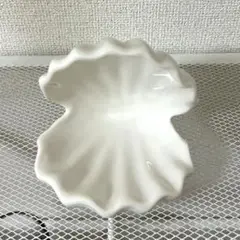 シェル型ジュエリートレイ 陶器 インテリア 貝 ホワイト