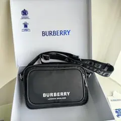 BURBERRY ブラック ショルダーバッグ