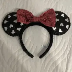 ディズニー　カチューシャ　スパンコール　ハート　ブラック　ミニー