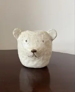 金成潤子　くまの花瓶