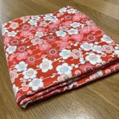 浴衣　ユニチカシャルマンフェアリーサテン100% 赤系梅柄　3.5m