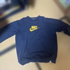 Nike ネイビー イエロー ロゴ トレーナー