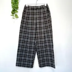 Item thumbnail for item b6e9cdb3-070d-4117-82f2-250527bcb923