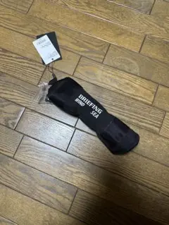ブリーフィング x ウィンダシー ユーティリティカバー