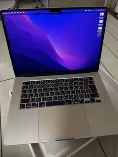 MacBook Air M2 15インチ 256GB 美品 バッテリー100%