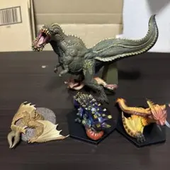 モンスターハンター　DXFスタチューモデルモンスターズ5 など【4点セット】
