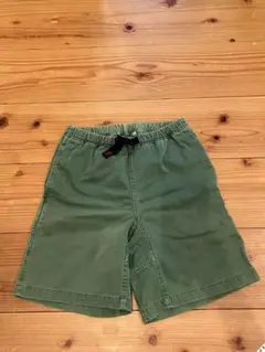 GRAPHIC オリーブグリーン ショートパンツ