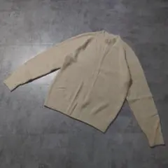 【美品】ユニクロ ミドルゲージ モックネックセーター Mサイズ ベージュ