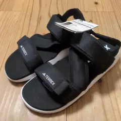 [新品・未使用] TERREX SUMRA adidasサンダル