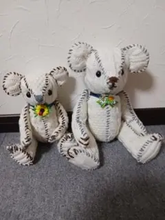 セーターのクマのぬいぐるみ2体セット