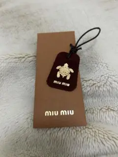 レモンさま専用　新品未使用✩miumiu チャーム　ブラック ◇直営店◇【MiuMiu】レザー マイクロバッグ (MiuMiu/バッグ