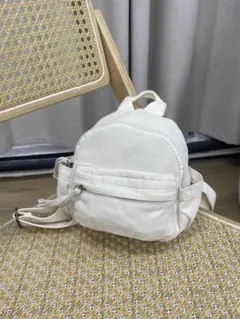 ホワイトキャンバスミニリュック
