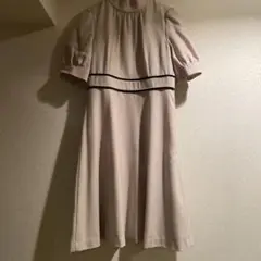 ロペ　ベージュ 半袖 膝丈ワンピース 黒ライン