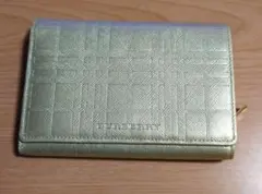 バーバリー ゴールド 財布