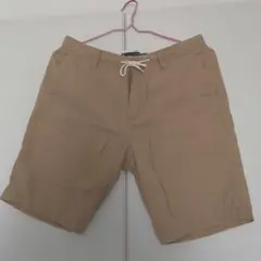 Nano Universe ベージュ ショートパンツ