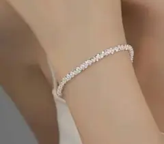 新品未使用 シルバーグリッターチェーンブレスレット キラキラ 大人女子 重ね付け