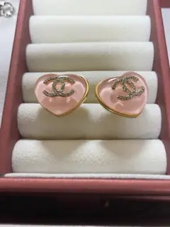 【最終セール】 CHANEL ピンクハートピアス