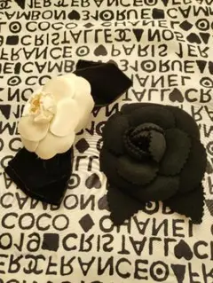 CHANELバレッタとカメリアコサージュセット