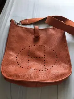 最終セール　オレンジ レザー ショルダーバッグ