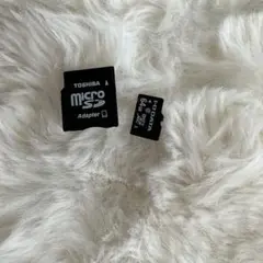 TOSHIBA 64GB MicroSDカードとアダプター