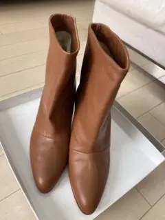 ネブローニ ショートブーツ キャメル 美品