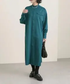ear PAPILLONNER ハーフアンダープリーツワンピース