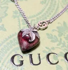 GUCCI ストロベリー いちご 苺 ピアス (片耳) グッチ インターロッキングG ストロベリーモチーフ いちご