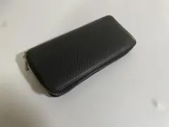 MURA ラウンドファスナー コードバン調/カーボン レザー 長財布