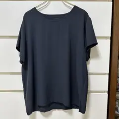 セオリー　半袖クルーネックシャツ　ネイビー　ゆったりめ
