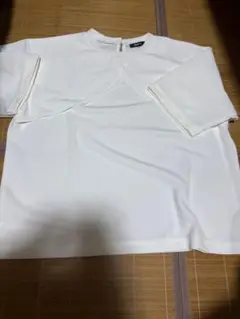 bokanii ボカニー　白Tシャツ