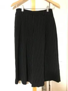 美品　UNIQLOガウチョパンツ