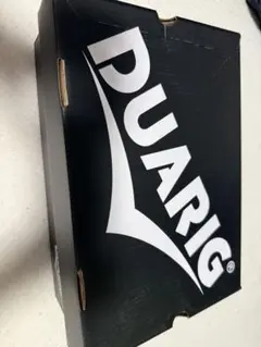 DUARIG ブラックスニーカー