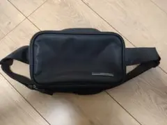 ●美品　サムソナイト（Samsonite）ウエストポーチブラック　ポケットが多い