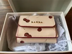 RANDA チェリー柄 三つ折り財布