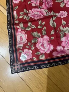 KENZO 花柄 シルクスカーフ 赤