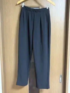 レディース黒パンツ le colis